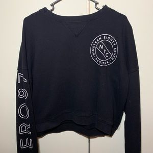 Crew neck/long sleeve